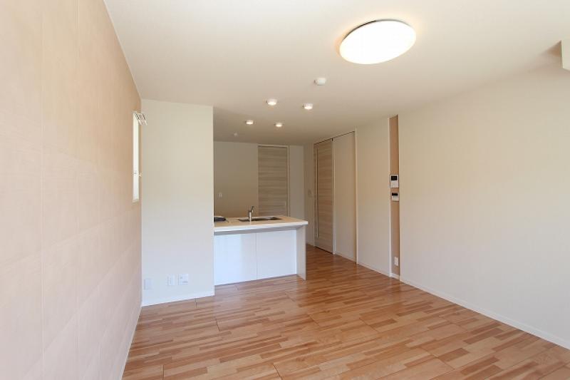 ﾘﾋﾞﾝｸﾞﾀﾞｲﾆﾝｸﾞ