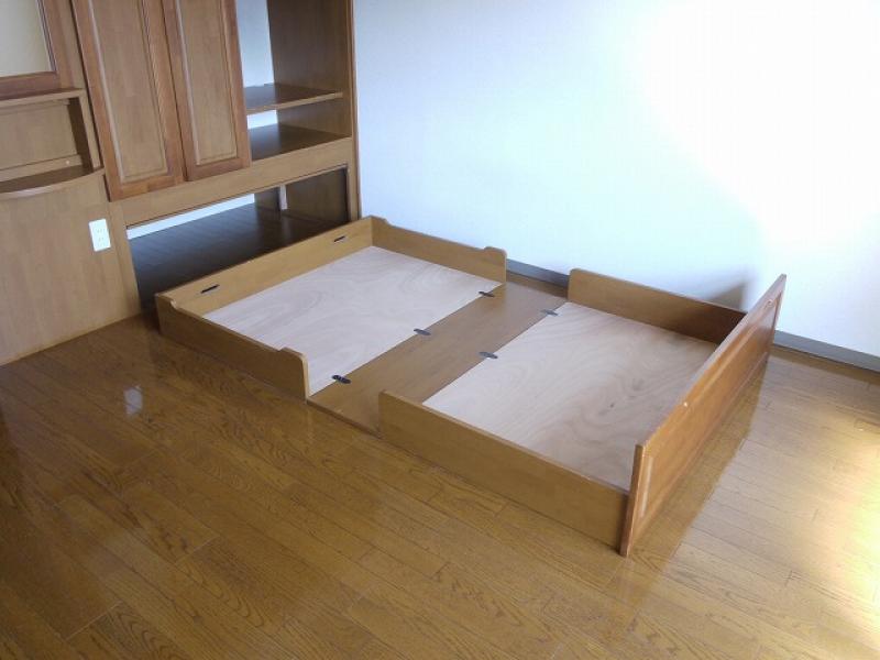 収納ベッド