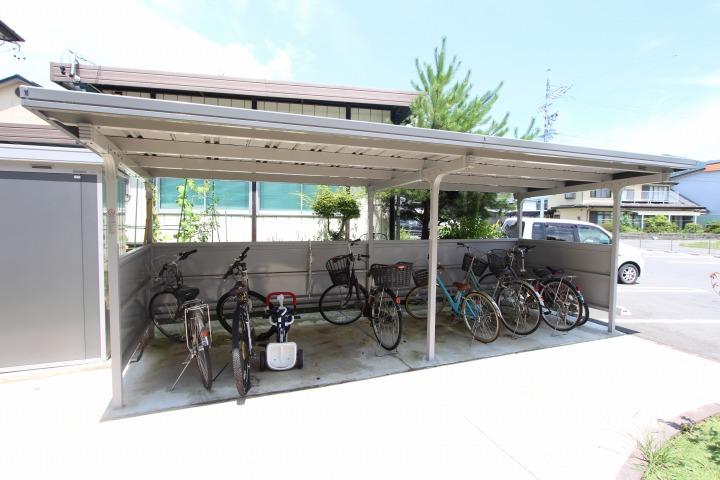駐輪場