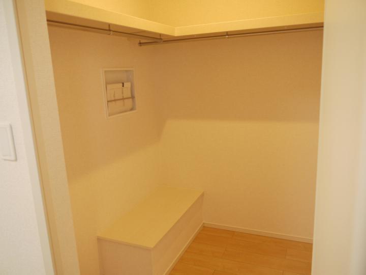 ｳｫｰｸｲﾝｸﾛｰｾﾞｯﾄ