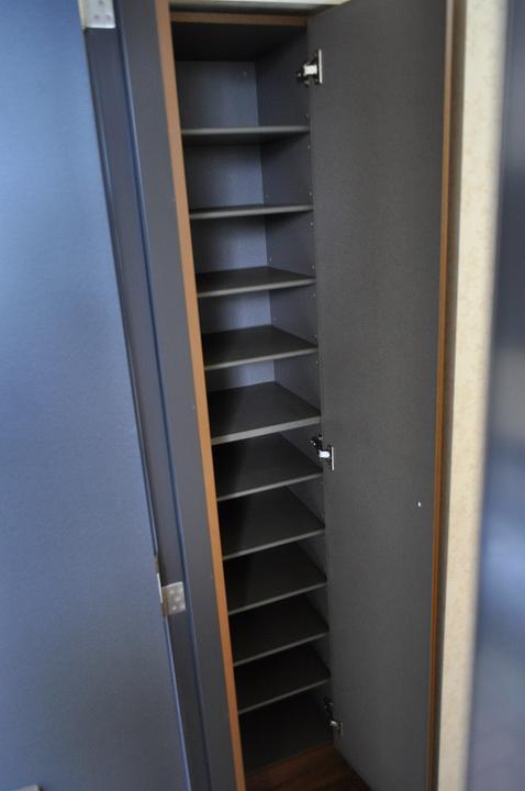 シューズボックス