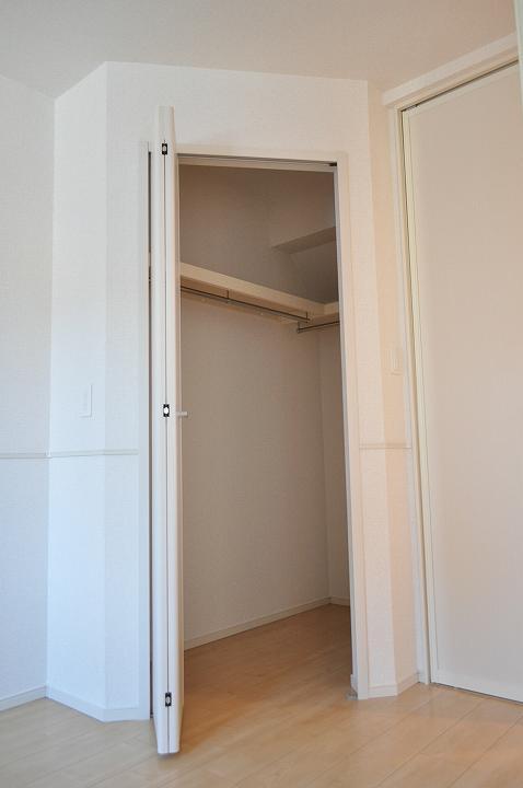 ｳｫｰｸｲﾝｸﾛｰｾﾞｯﾄ