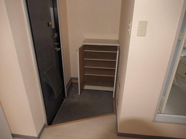シューズボックス