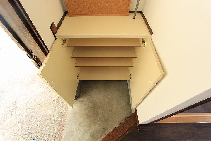 シューズボックス