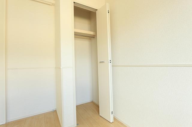 洋室2クローゼット