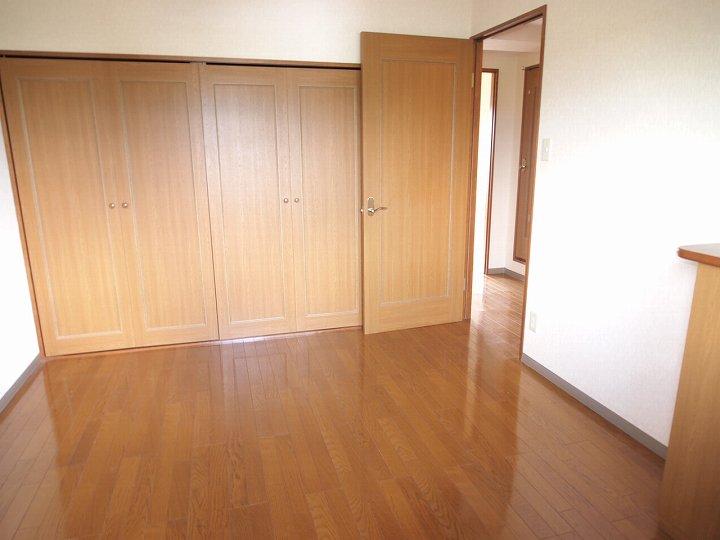 洋室1