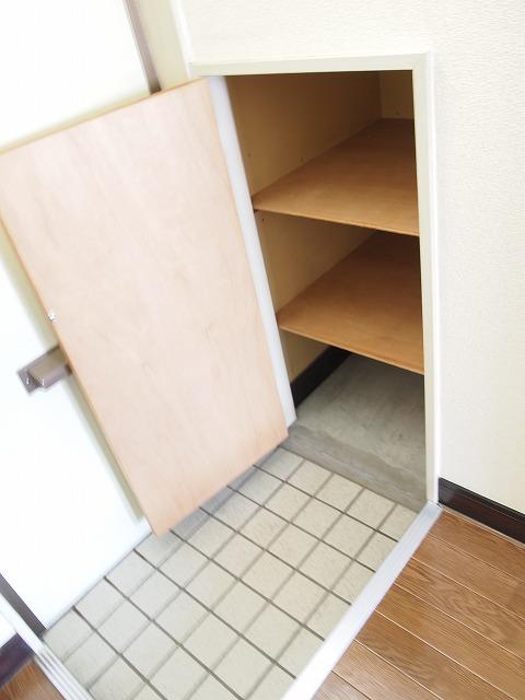 シューズボックス