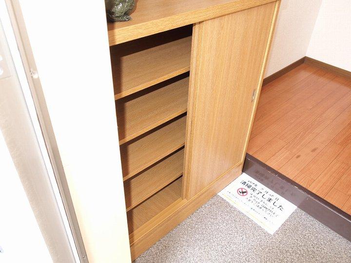 シューズボックス