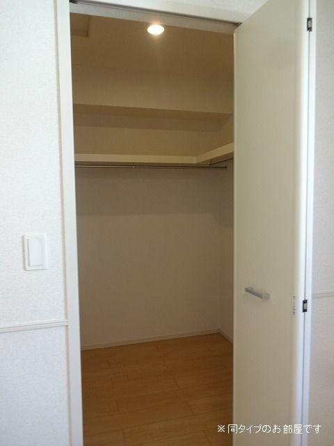 ｳｫｰｸｲﾝｸﾛｰｾﾞｯﾄ