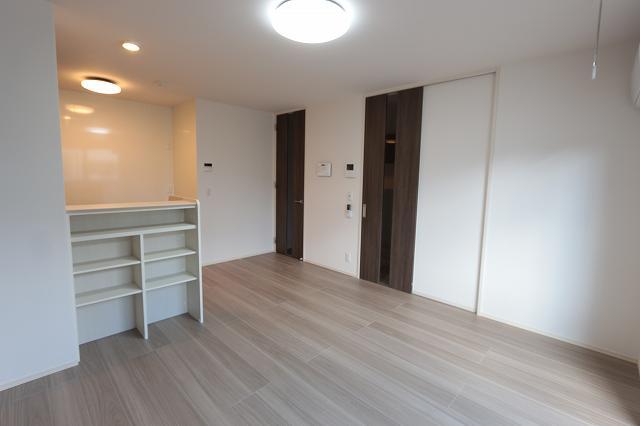 ﾘﾋﾞﾝｸﾞﾀﾞｲﾆﾝｸﾞｷｯﾁﾝ