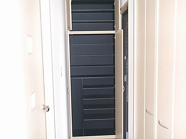 シューズボックス