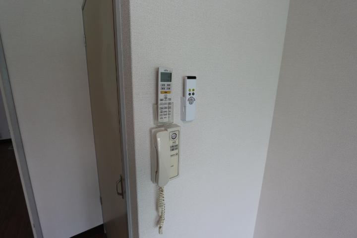 インターホン