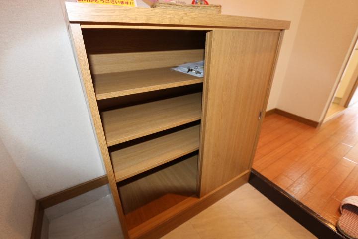 シューズボックス