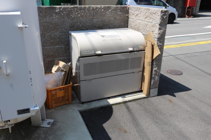 ゴミ回収BOX