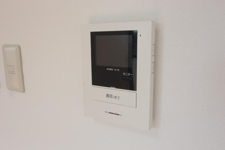 モニタ付インターホン