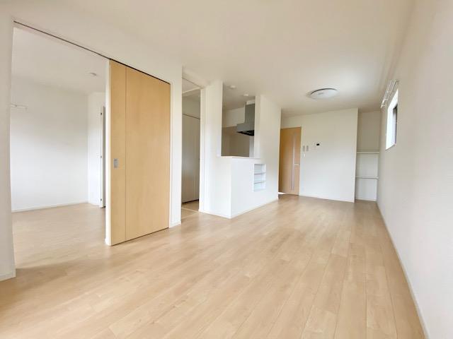 ﾘﾋﾞﾝｸﾞﾀﾞｲﾆﾝｸﾞｷｯﾁﾝ