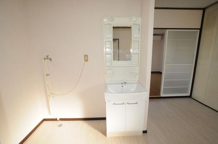 洗面所、洗濯機置き場