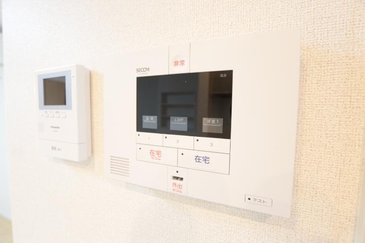 ホームセキュリティー