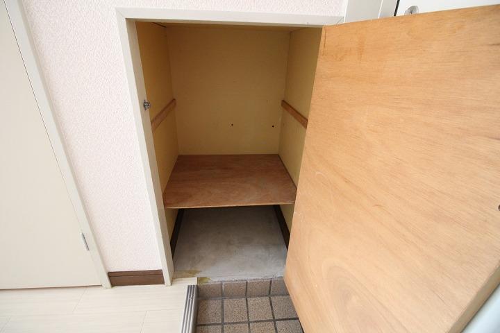 シューズボックス