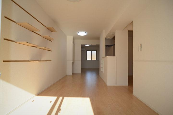 ﾘﾋﾞﾝｸﾞﾀﾞｲﾆﾝｸﾞｷｯﾁﾝ