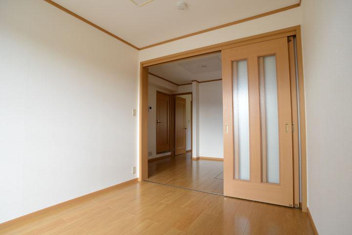 洋室2