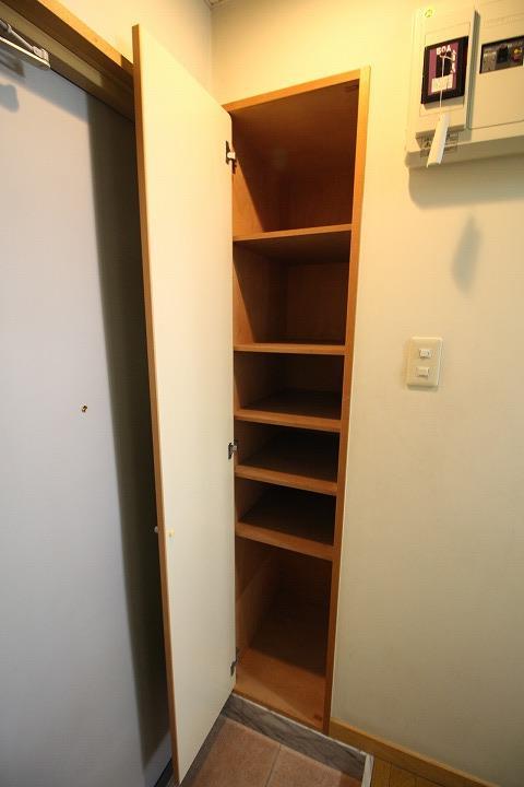 シューズボックス