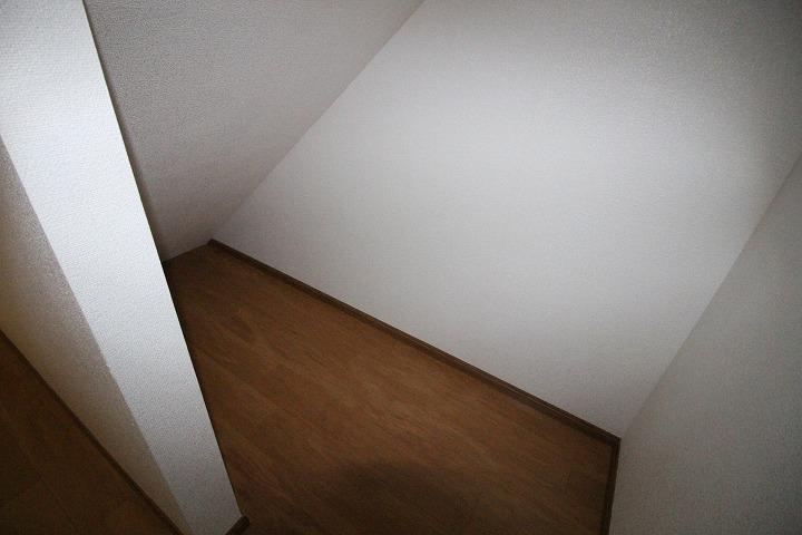 階段下収納