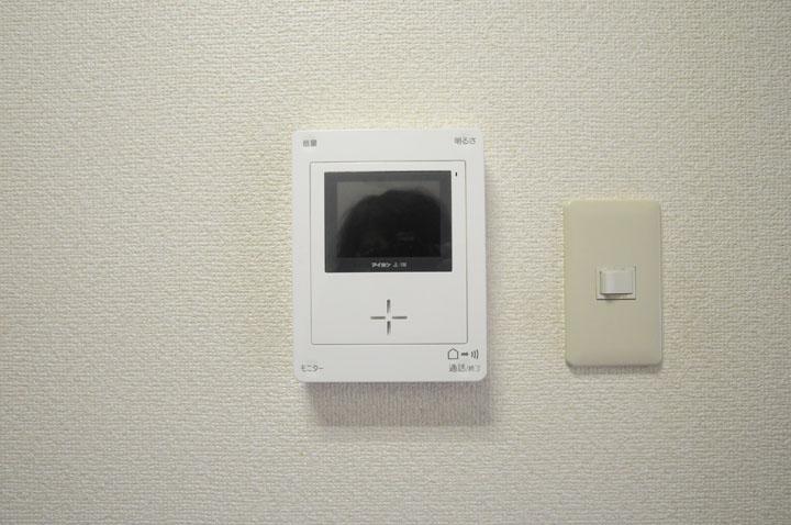 モニタ付インターホン