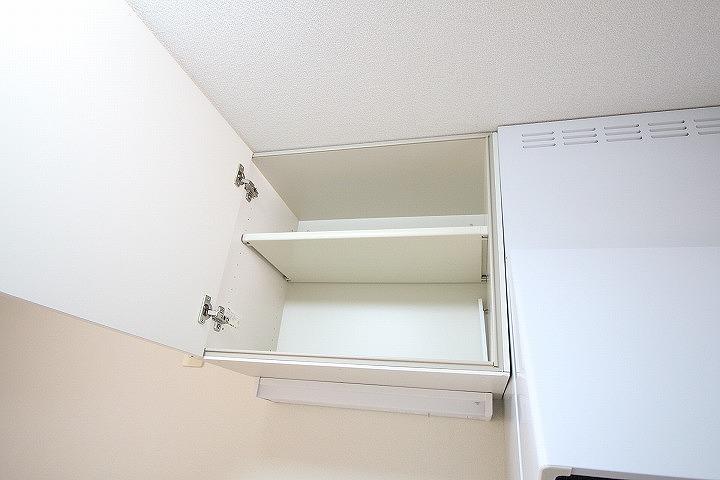 キッチン上収納