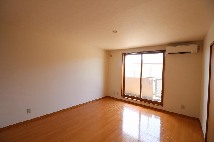 ﾘﾋﾞﾝｸﾞﾀﾞｲﾆﾝｸﾞｷｯﾁﾝ