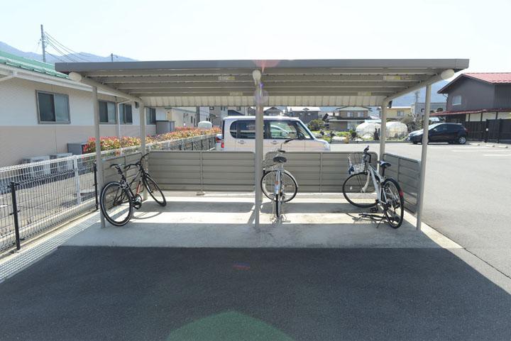 駐輪場