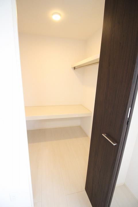 ｳｫｰｸｲﾝｸﾛｰｾﾞｯﾄ