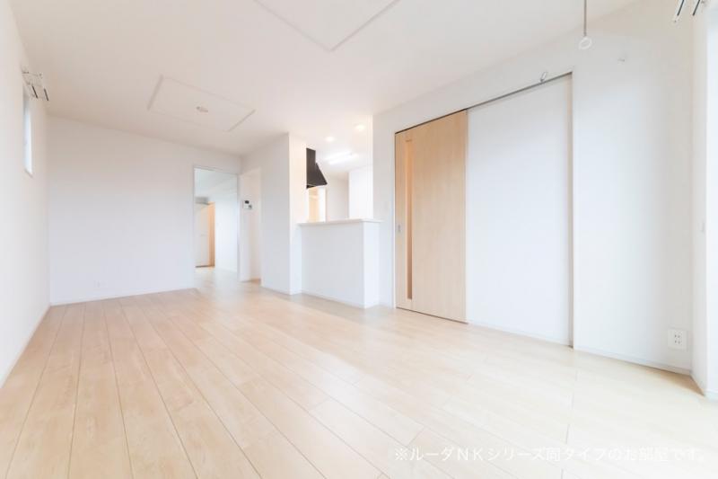 ﾘﾋﾞﾝｸﾞﾀﾞｲﾆﾝｸﾞｷｯﾁﾝ