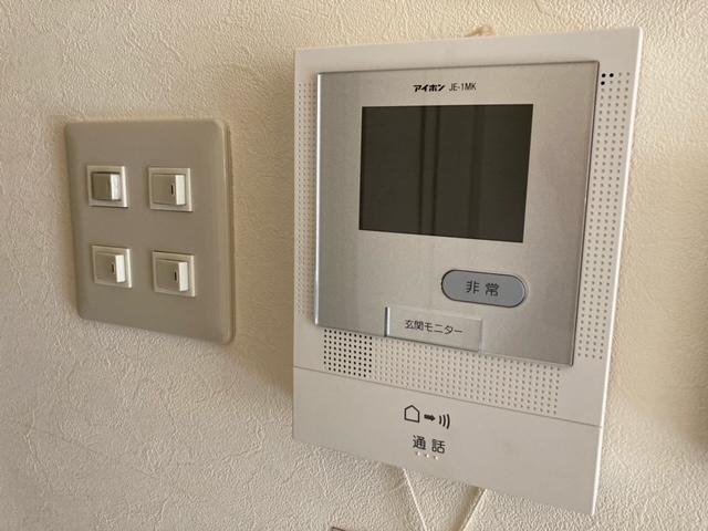 モニタ付インターホン