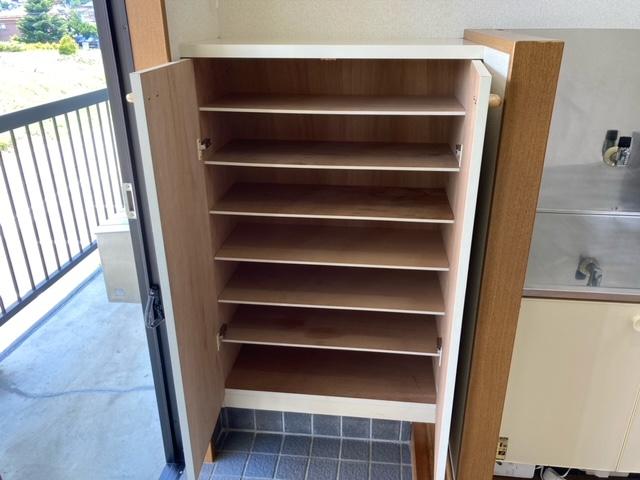 シューズボックス