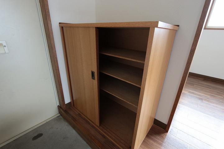 シューズボックス