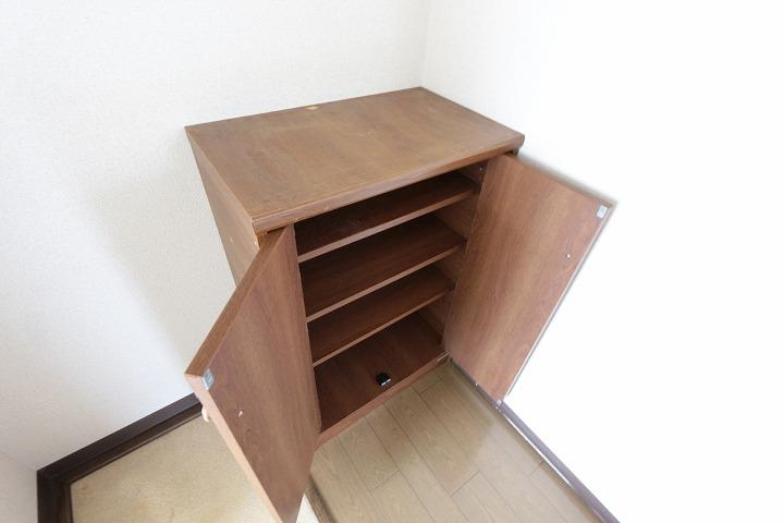 シューズボックス