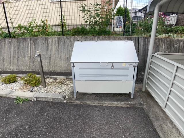 ゴミ回収ボックス
