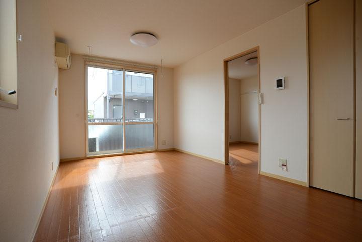 ﾘﾋﾞﾝｸﾞﾀﾞｲﾆﾝｸﾞｷｯﾁﾝ