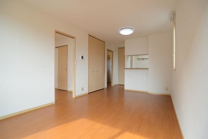 ﾘﾋﾞﾝｸﾞﾀﾞｲﾆﾝｸﾞｷｯﾁﾝ