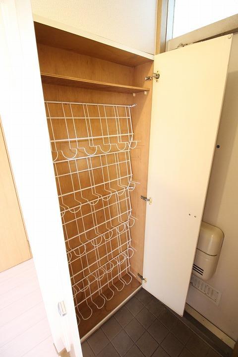 シューズボックス