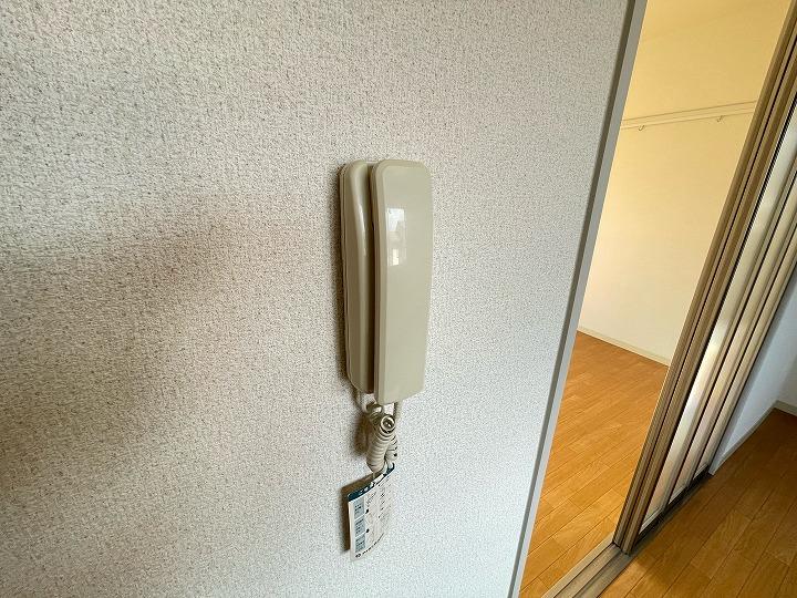 インターホン