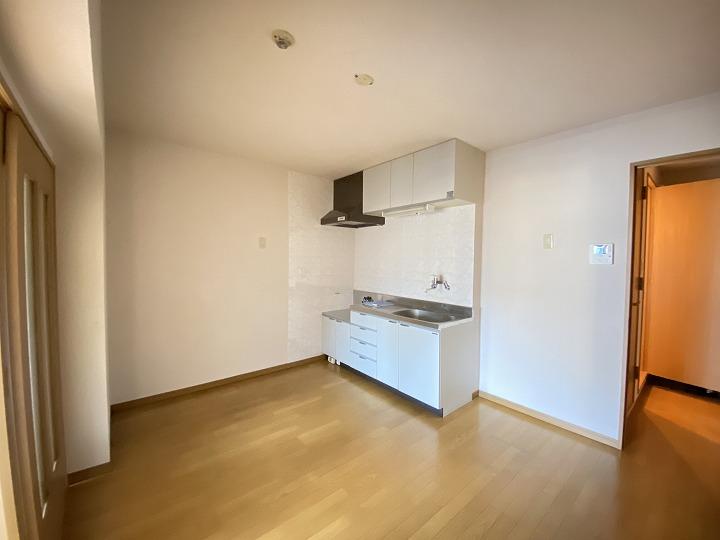 ﾀﾞｲﾆﾝｸﾞｷｯﾁﾝ