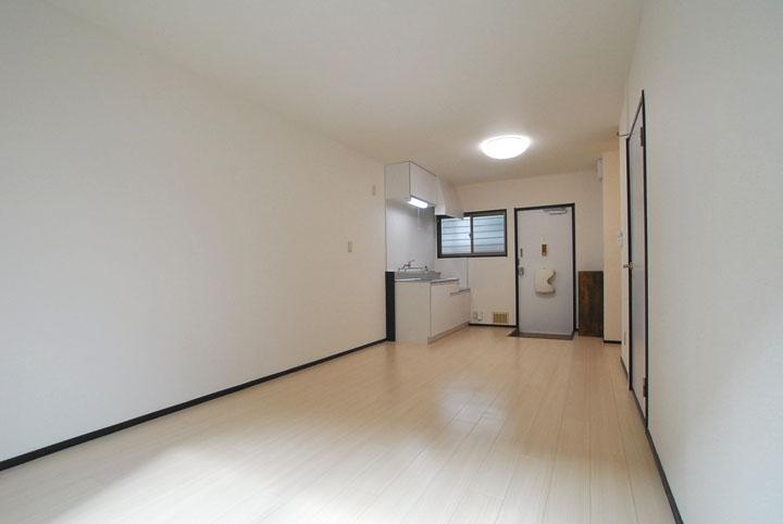 ﾘﾋﾞﾝｸﾞﾀﾞｲﾆﾝｸﾞｷｯﾁﾝ