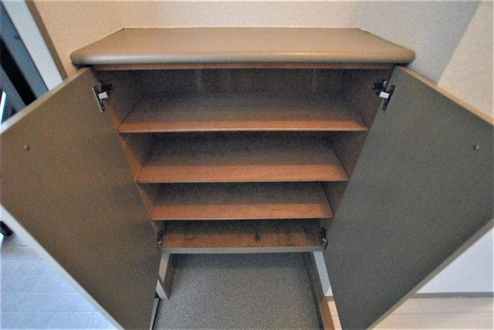 シューズボックス