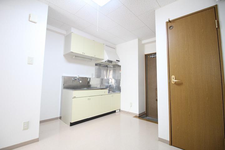 ﾀﾞｲﾆﾝｸﾞｷｯﾁﾝ