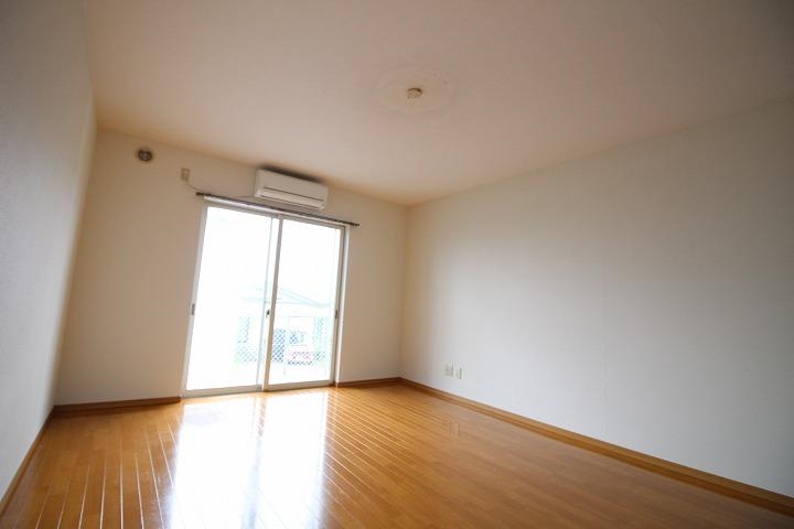 ﾘﾋﾞﾝｸﾞﾀﾞｲﾆﾝｸﾞｷｯﾁﾝ