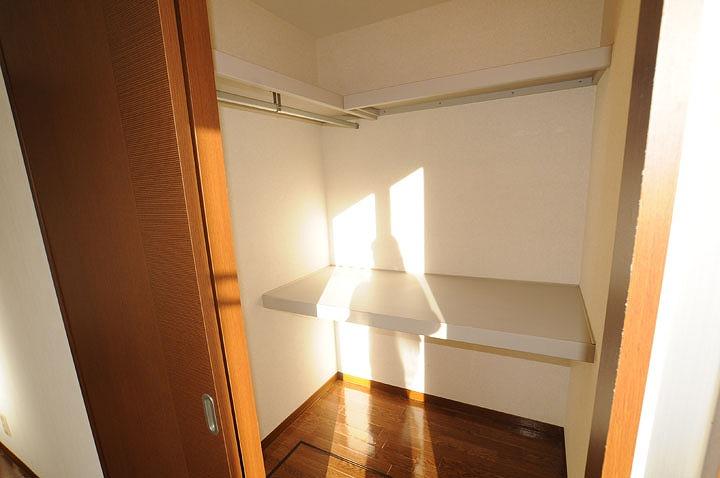 ｳｫｰｸｲﾝｸﾛｰｾﾞｯﾄ