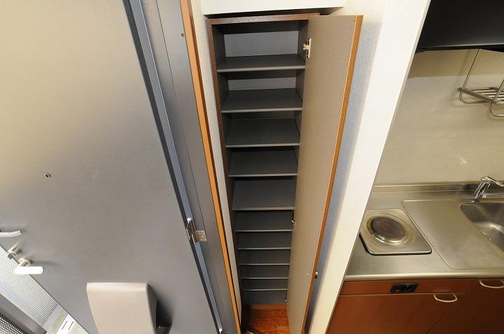 シューズボックス