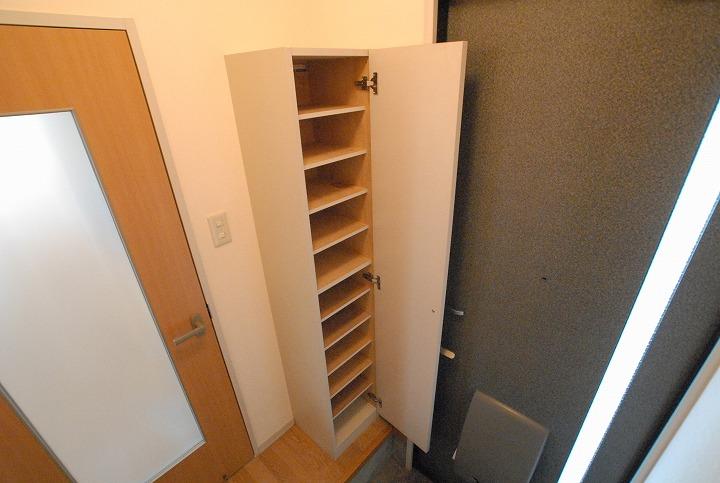 シューズボックス